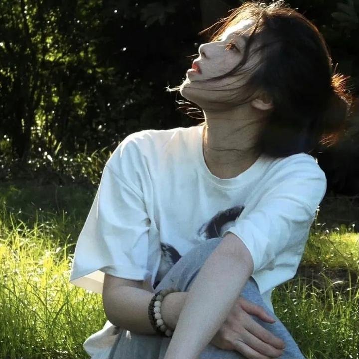 香闺春暖